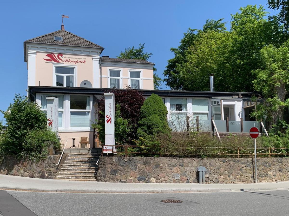 Am Schlosspark - App Ostsee-Perle Apartment Gluecksburg Luaran gambar